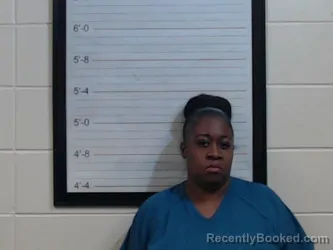 Mugshot of MIRANDA LASHAW THIGPEN