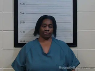 Mugshot of DELORIS MARQUITA SMITH