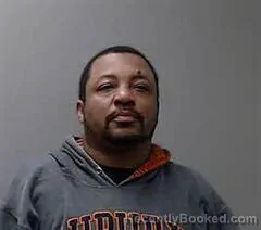 Mugshot of DESMOND PETERS