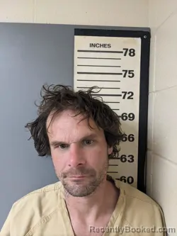 Mugshot of CALVIN CRUZ SAULTZ