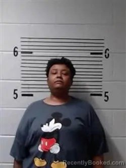 Mugshot of M ROBINSON