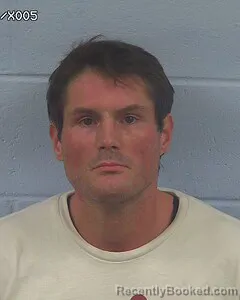 Mugshot of DUSTIN GILCHRIST