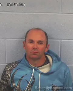 Mugshot of JUSTIN BURROUGHS