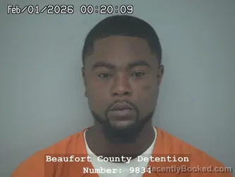 Mugshot of MALIK KYRIE FIELDS