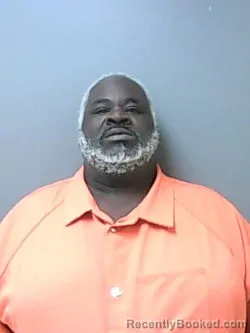 Mugshot of TERRY C JR HOUSE