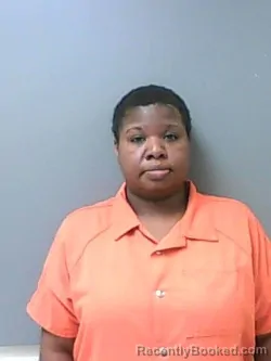 Mugshot of LATRESA NECHELL STARKS