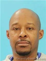 Mugshot of JAVARES ALEXANDER HAMPTON