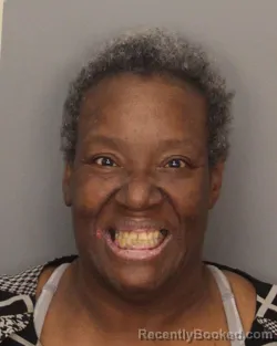 Mugshot of NAOMI DELORIS MUNFORD