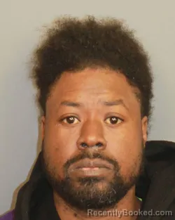 Mugshot of DEAMETRIUS SHOUNTRELLE JONES