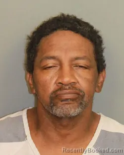 Mugshot of DERRICK LANDERS PEEPLES