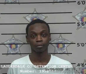Mugshot of RASHEEUM DESHAWN SWAN