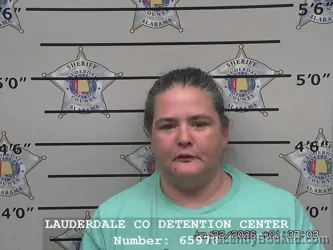 Mugshot of AMANDA DAWN CRUZ GARCIA