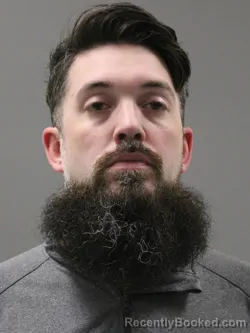 Mugshot of JOHNATHON SCOTT CLOUSER