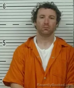 Mugshot of HUNTER EDWARDS