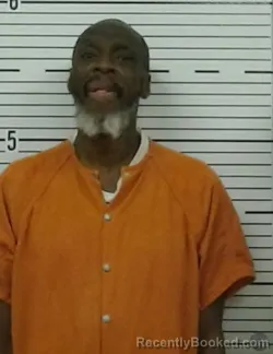 Mugshot of DONSACE PARKS