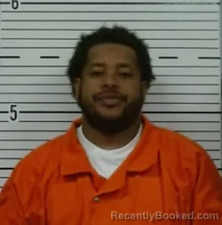 Mugshot of LADARIUS SMITH