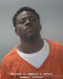 Mugshot of ELTON D CHUNN