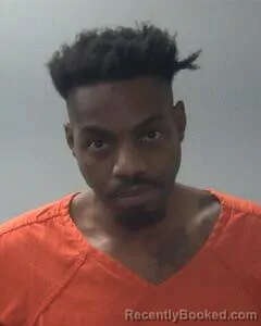 Mugshot of ANTWAN D SIMMONS