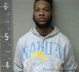 Mugshot of DESHAWN AMYR MARTIN