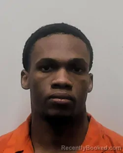 Mugshot of JAMARVIN JAMON HOLLENQUEST