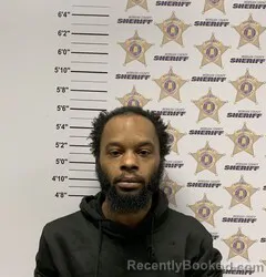 Mugshot of TRAVON MARCUS DELONEY