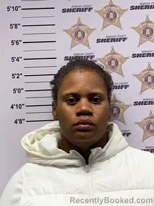 Mugshot of IESHA CHANTE JORDAN