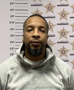 Mugshot of REGINALD EUGENE CARLISLE