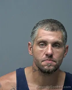 Mugshot of Dustin Ray Frazier