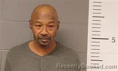 Mugshot of FLOYD THOMPSON