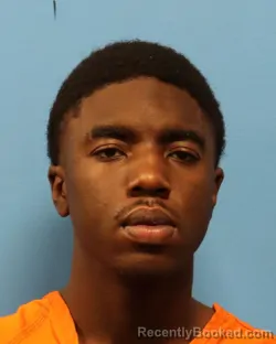 Mugshot of KEYSHAWN DEMONTAE CLAYBROOKS