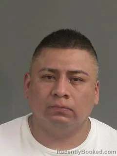 Mugshot of JORGE ROBERTO LEON REYES