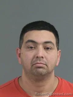 Mugshot of NASSER RONDON GONZALEZ