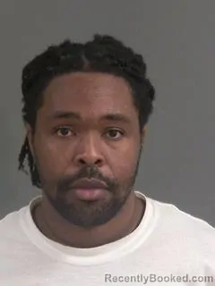 Mugshot of KENYA KEMANI MAYNARD