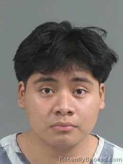 Mugshot of JHONY CRUZ LUCAS