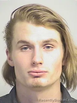 Mugshot of Davis-Strickland