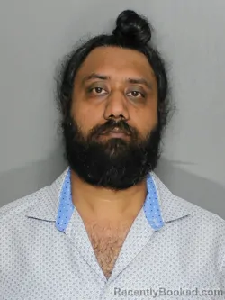Mugshot of AMRINDER SINGH HIRA