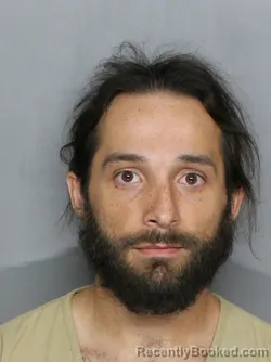 Mugshot of MICHAEL YACINO