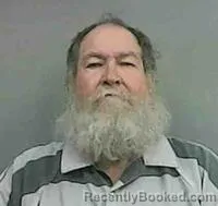 Mugshot of MICHAEL D HOYT