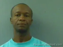 Mugshot of LENNIS CASH