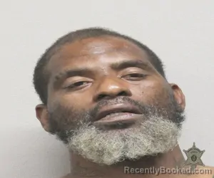 Mugshot of JEFFREY D ROBINSON