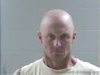 Mugshot of DANIEL LEE GUNTER