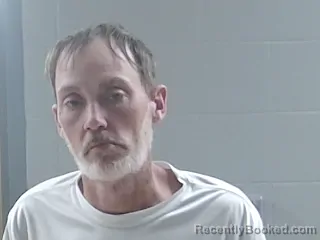 Mugshot of TIMOTHY L LOWE