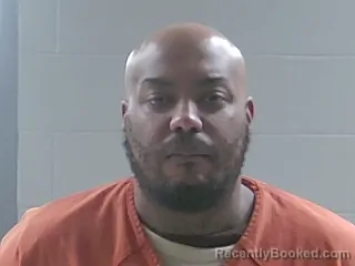 Mugshot of REGINALD DEWAYNE WEEDEN