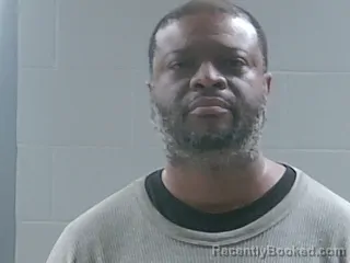 Mugshot of KEDRIC JERROD RUSHTON