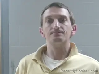 Mugshot of JONATHAN M HILL