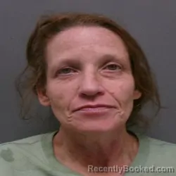 Mugshot of CRYSTAL GAIL SIMONS