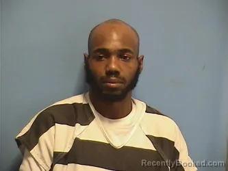Mugshot of TREYVON WARREN