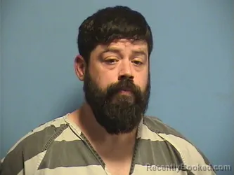 Mugshot of VICTOR DIAZ