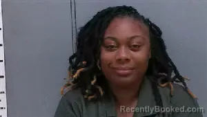 Mugshot of TEAIRA UNIQUE PETERSON