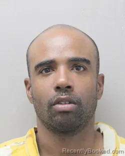 Mugshot of ELEXANDER JAUQUEL OGWIN